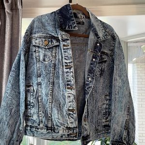 Acid washed blue Jean jacket